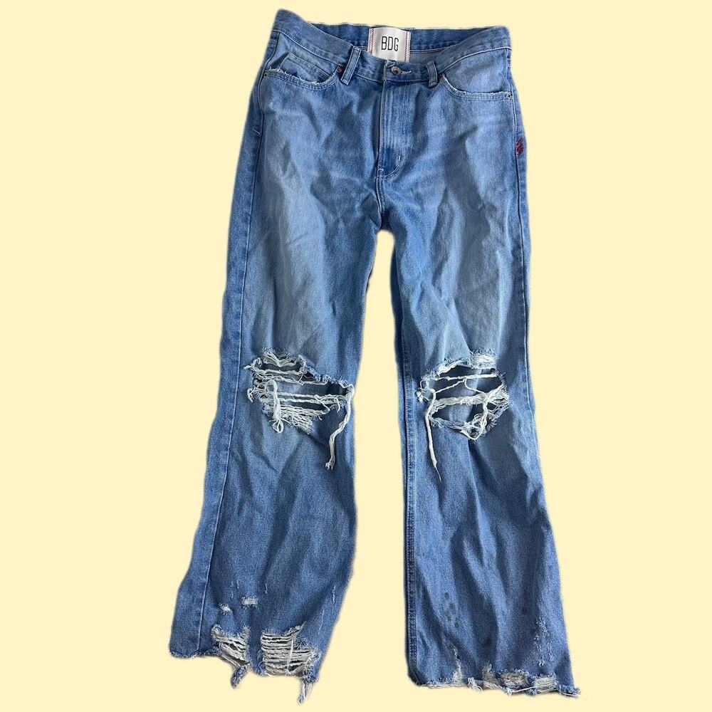 BDG URBAN Outfitters Jeans Womens 29/30 Baggy Fit Destroyed Ripped Light wash